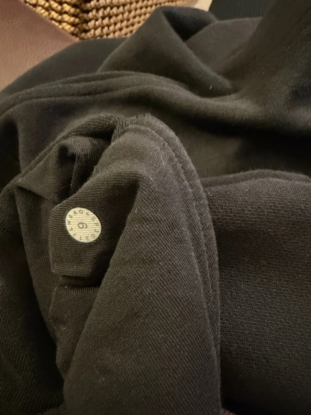 Lululemon Warm Down Jogger *28